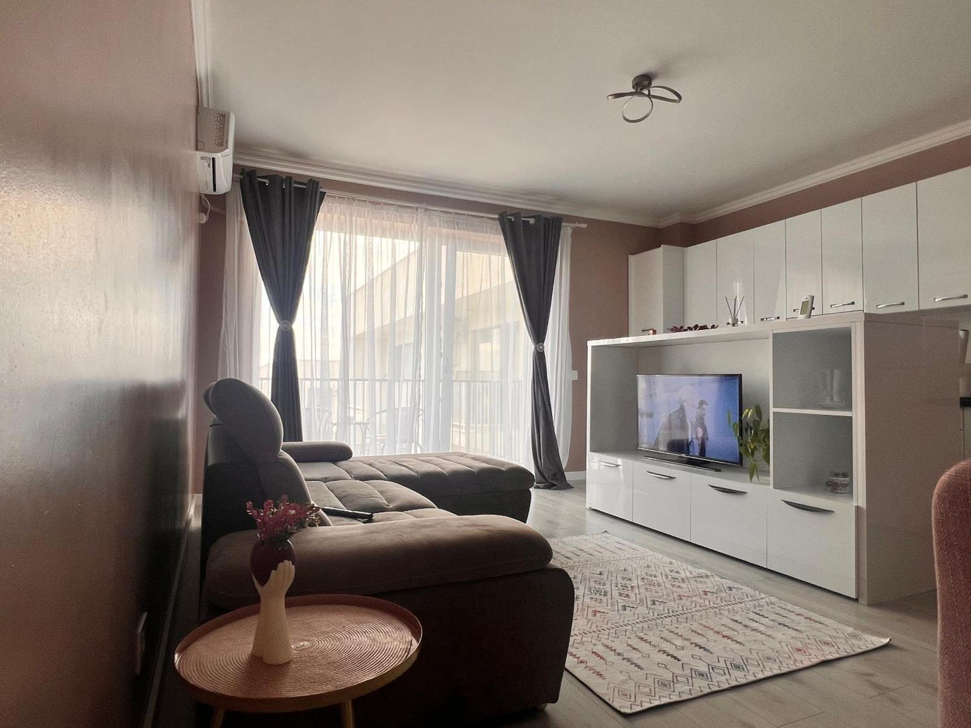 Emma'S Place Oradea Bagian luar foto